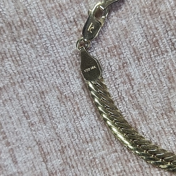lc lauren conrad Bracelet 1/20 14k lc stamped - Picture 4 of 5